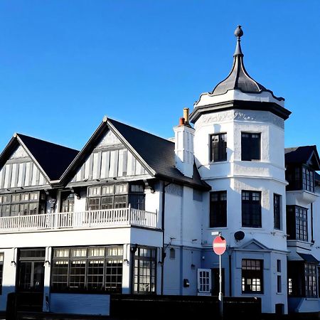 The Bay Hotel 페번시 외부 사진