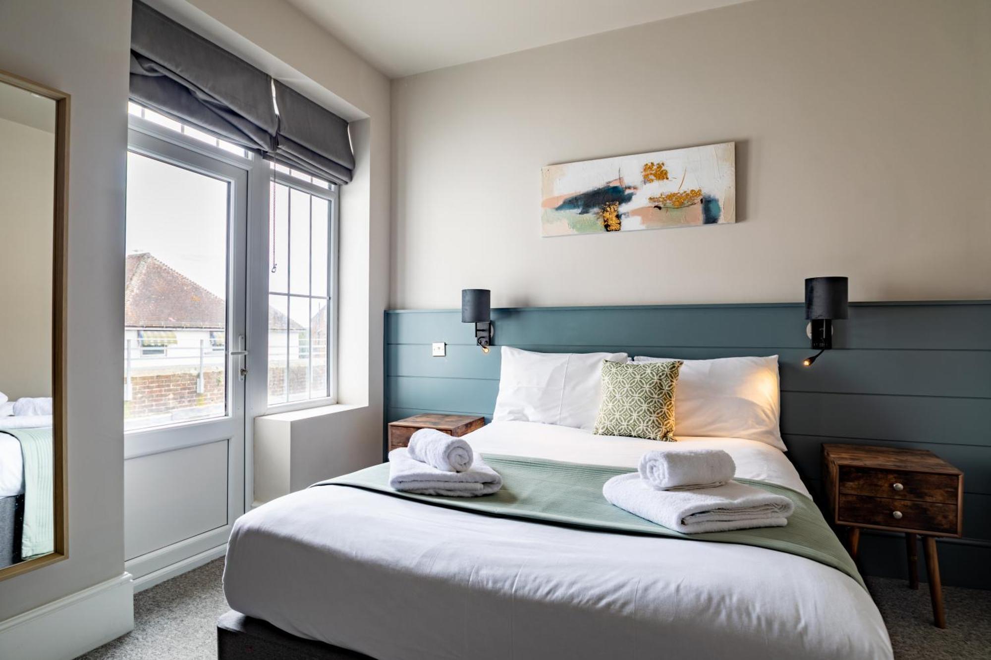 The Bay Hotel 페번시 외부 사진