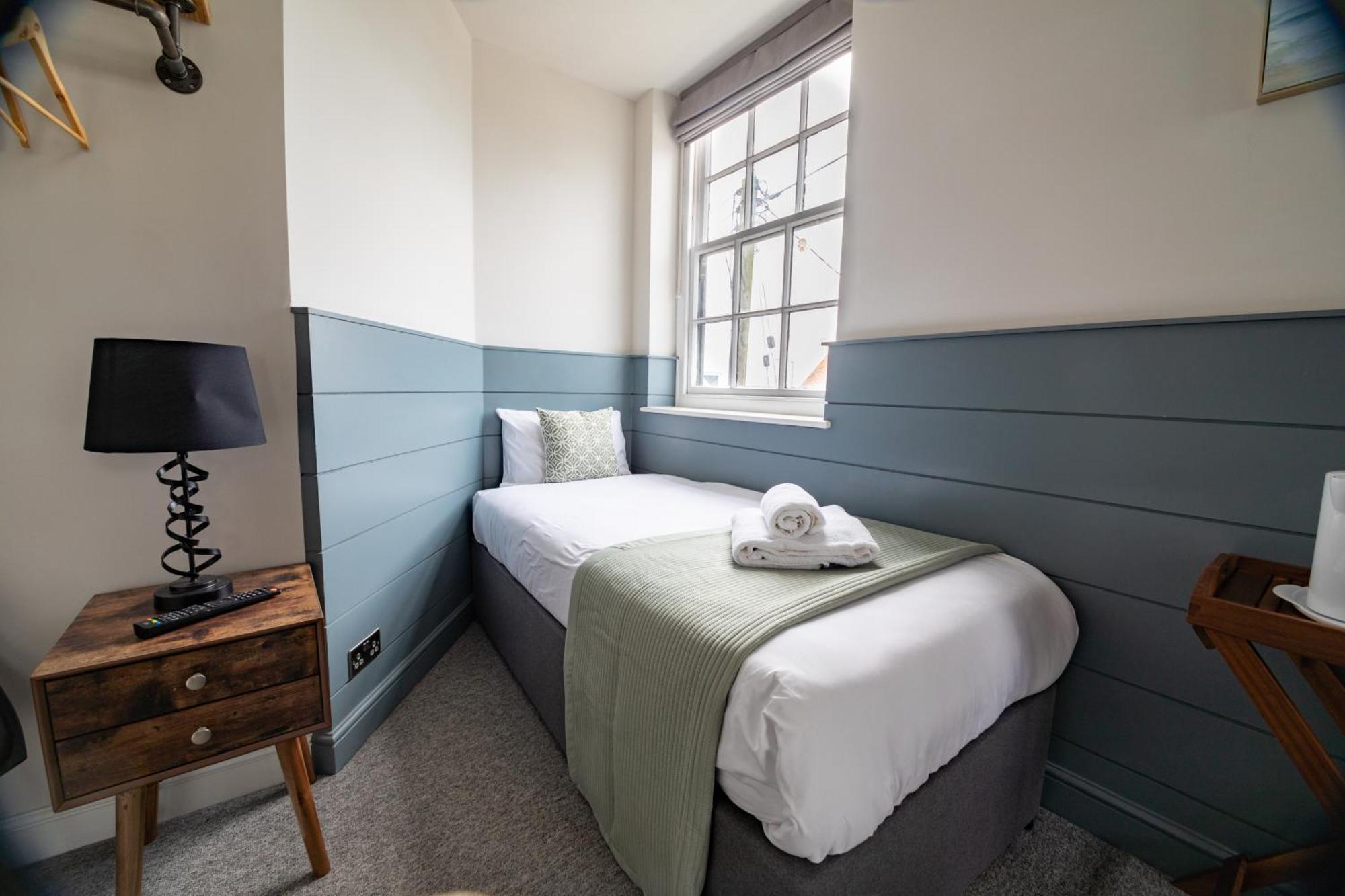 The Bay Hotel 페번시 외부 사진
